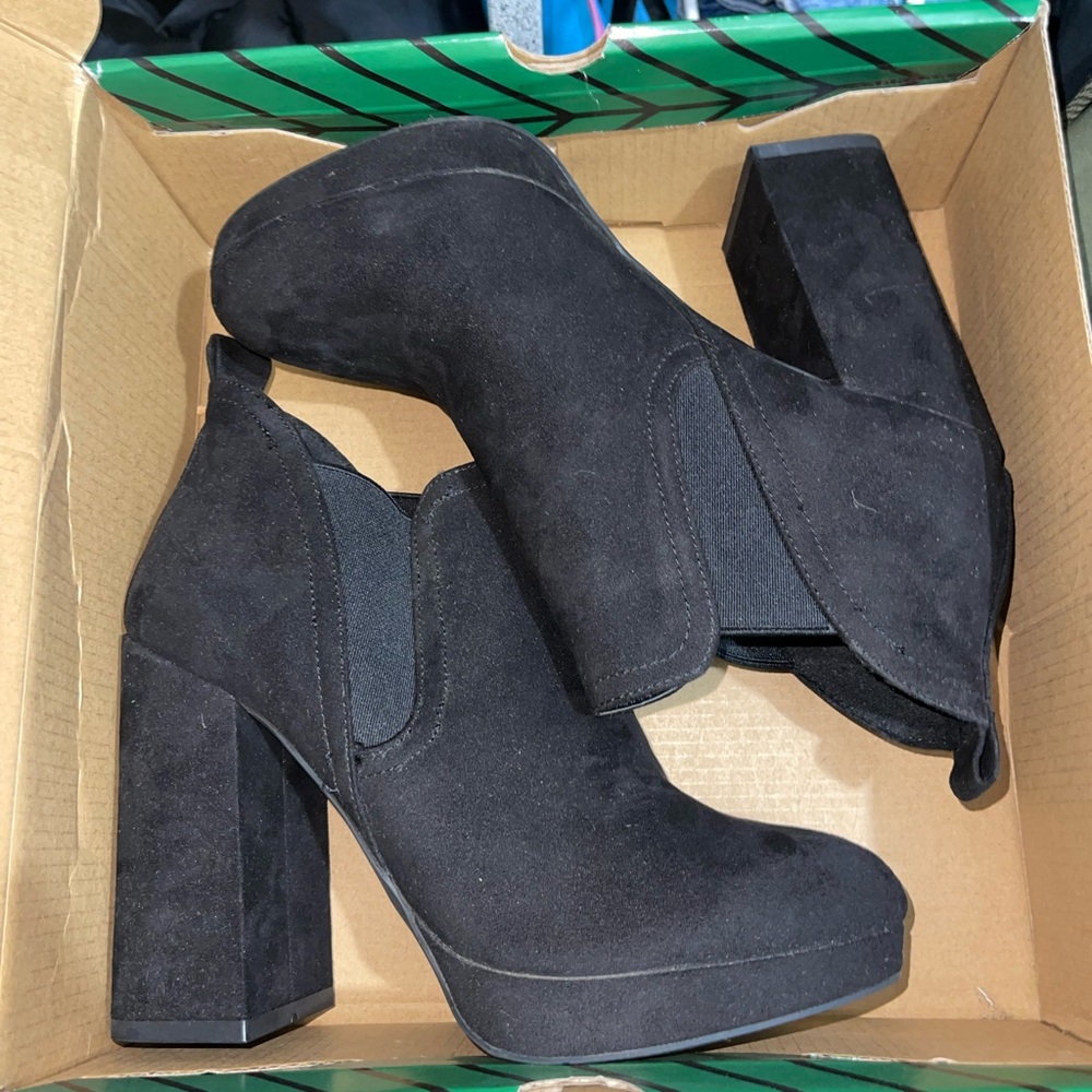 Black Women's Block Heel Shoes